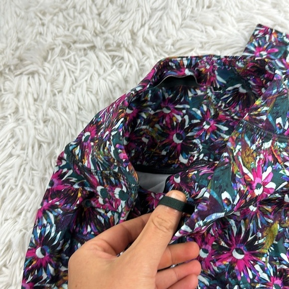 Lululemon Base Pace High-Rise Tight 28" *Brushed Floral Electric Multi - Picture 3 of 6